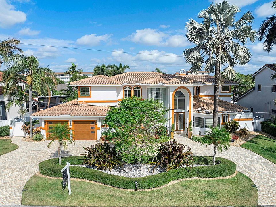 1st image of 911 Hyacinth Drive