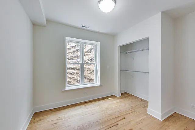815 S Carpenter St #3R — Photo 8