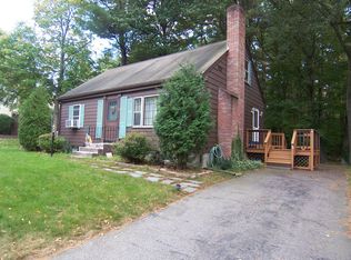 20 Arakelian Dr, Billerica, MA 01821