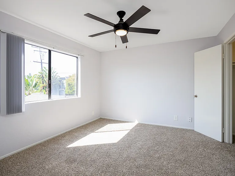 Cerise Apartments — Photo 9