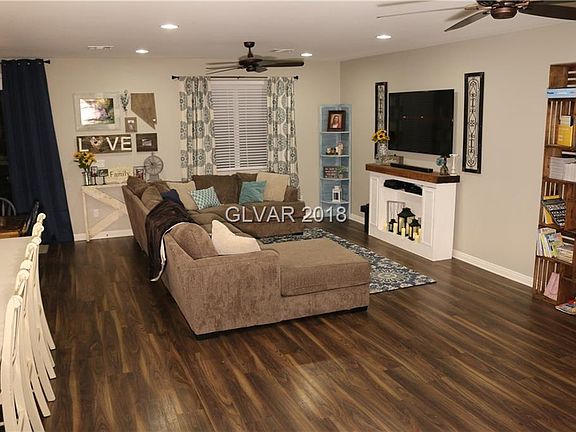 3rd image of 4045 River Heights Ln