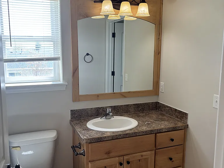2075 Mary Dr — Photo 30