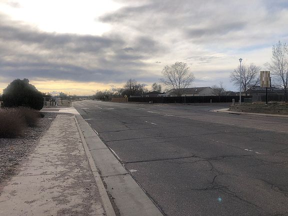 4th image of 1615 42nd St