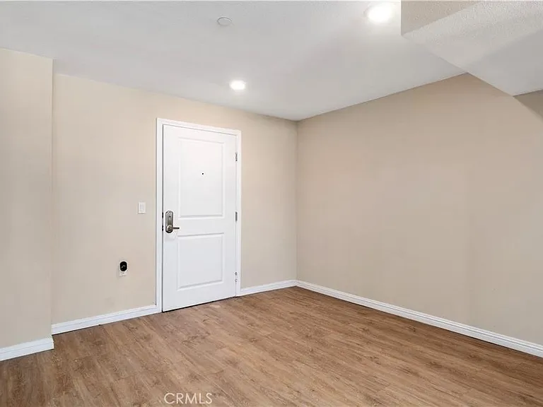 13710 W Foothill — Photo 2
