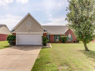 7876 Mary Payton Dr, Southaven, MS 38671