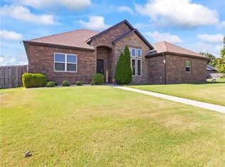 1907 Quinlan Ave, Lowell, AR 72745