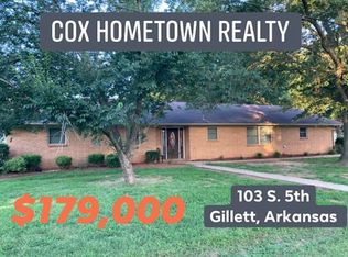 109 S 5th St, Gillett, AR 72055