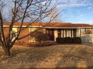 1915 Keeven Ln, Florissant, MO 63031
