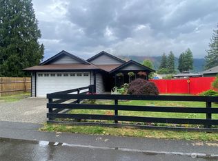 840 Stillaguamish Ave, Darrington, WA 98241