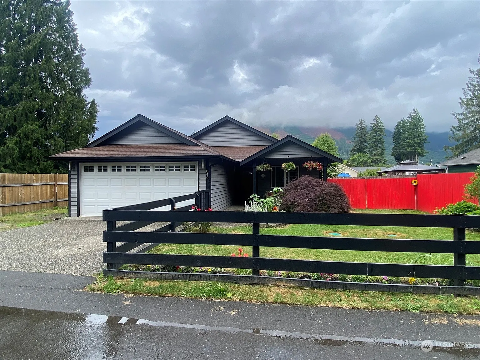 840 Stillaguamish Avenue photo 1