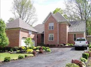 3700 Carmel Ln, Paducah, KY 42003
