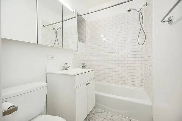 Rented by Keller Williams NYC | media 9