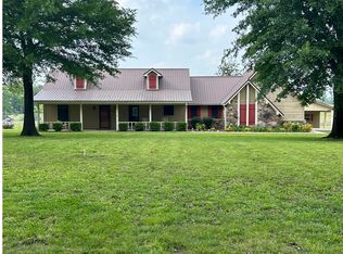 648 Cox Ferry Rd, Flora, MS 39071