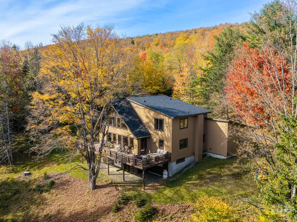 615 Kiwassa Lake Rd, Saranac Lake, NY 12983