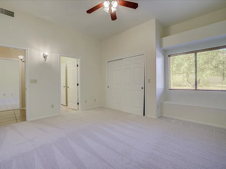 4750 N Bonanza Ave — Photo 33