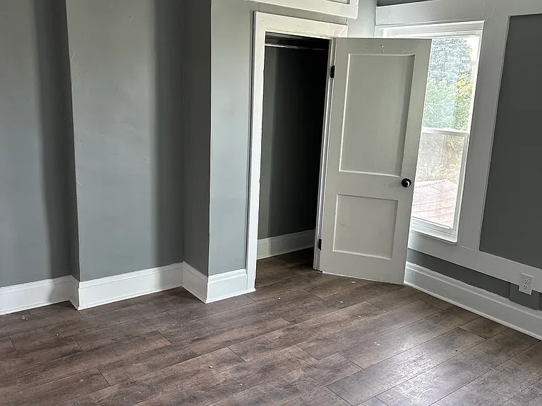 629 Sheldon Ave — Photo 15