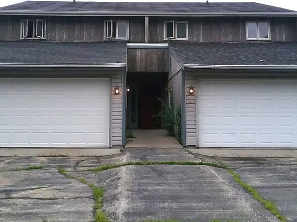 1045 Greenwood Ct., 1045 Greenwood Ct #2, Oshkosh, WI 54901