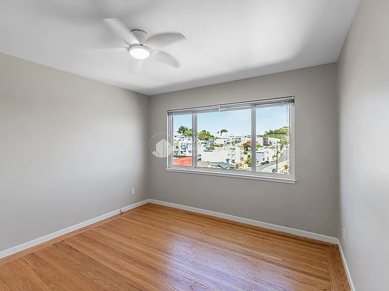 331 Campbell Ave #1 — Photo 11