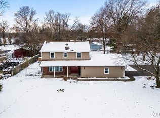 1181 Old Vincennes Trl, O Fallon, IL 62269