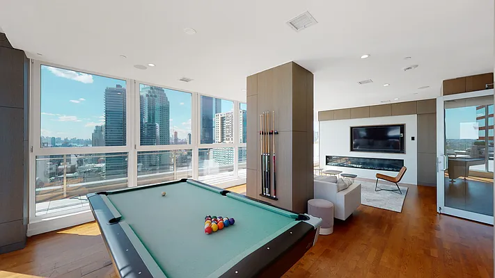 Rented by Jade Stone Real Estate Consulting | media 45