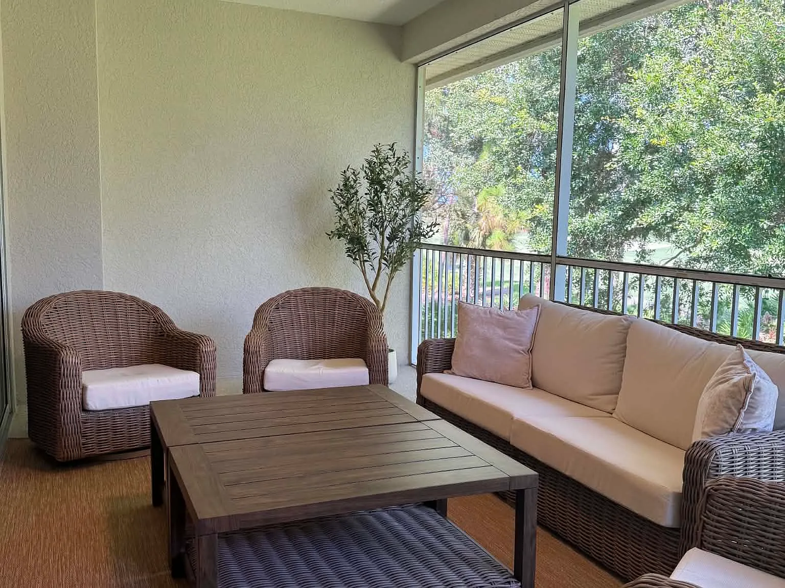 3 bed, 1650 sqft, $4,000 — Photo 3