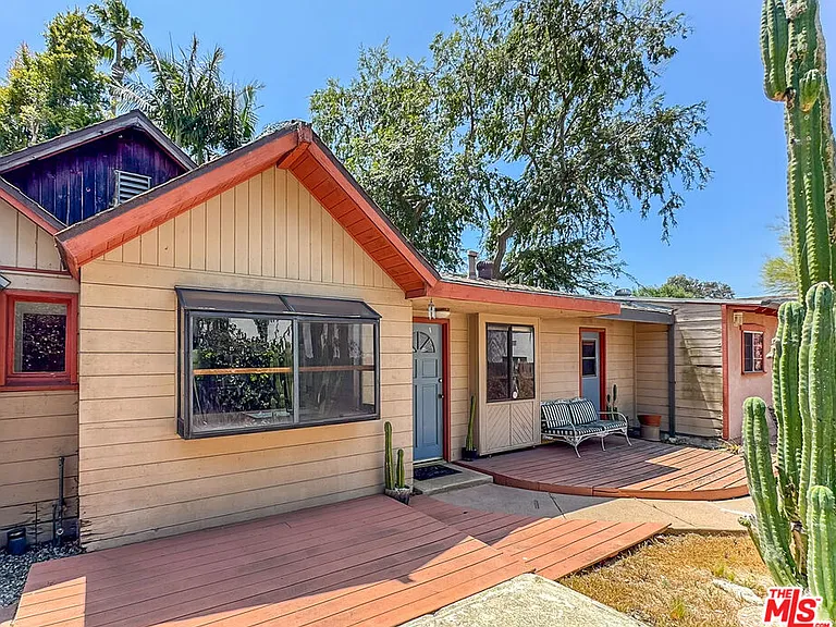 3124 Veteran Ave — Photo 6