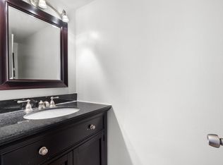11100 Acama St Unit 13, North Hollywood, CA 91602