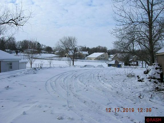 4th image of 309 1st St N