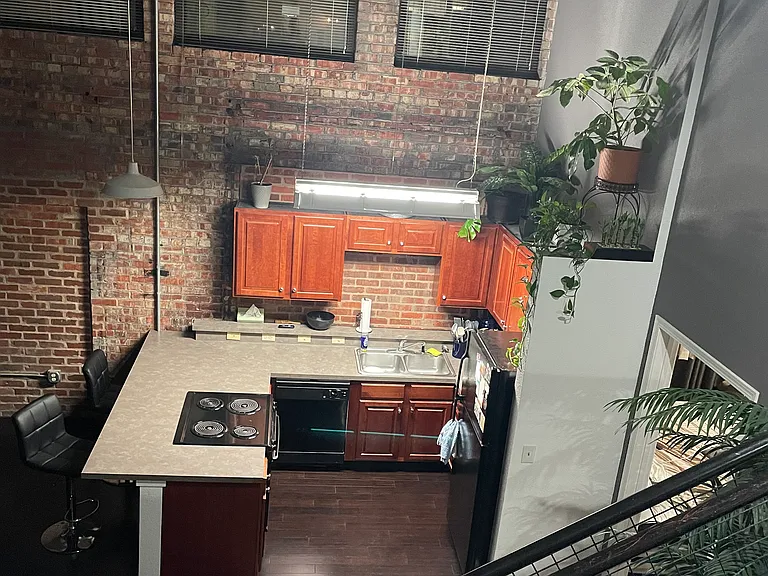 1535 Walnut St #201 — Photo 16