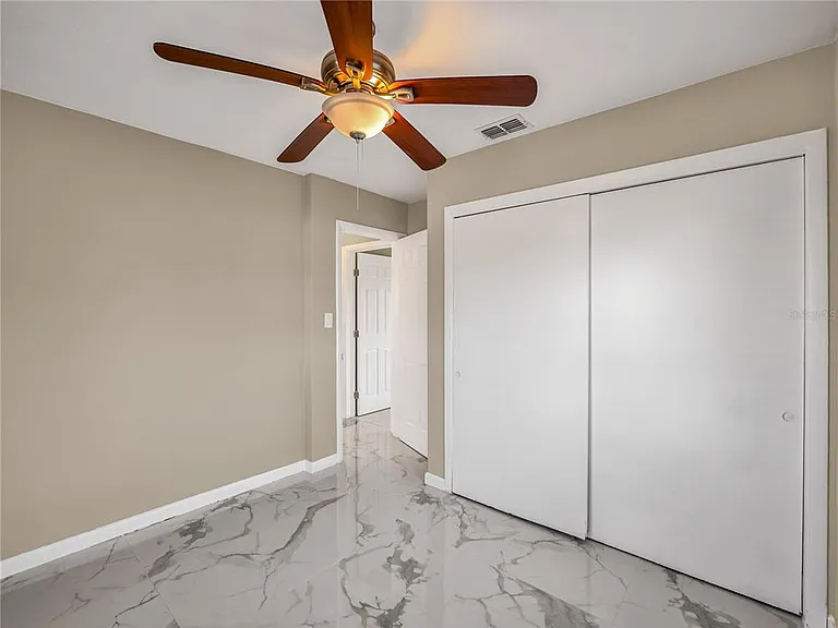 640 Dalton Blvd — Photo 15