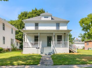 319 W Orleans St, Paxton, IL 60957