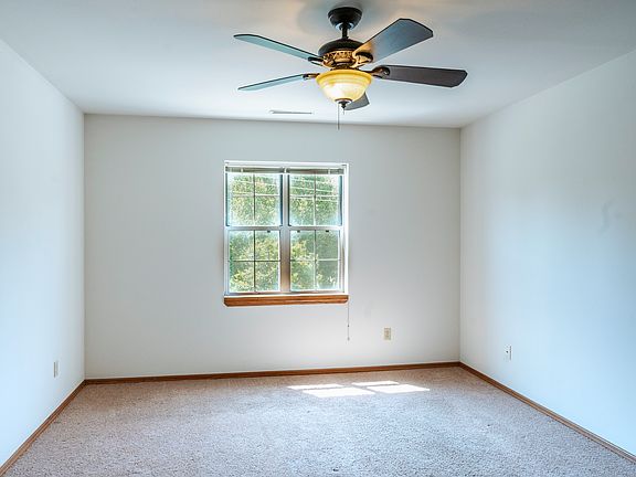 4th image of 1805 Parmenter St #305