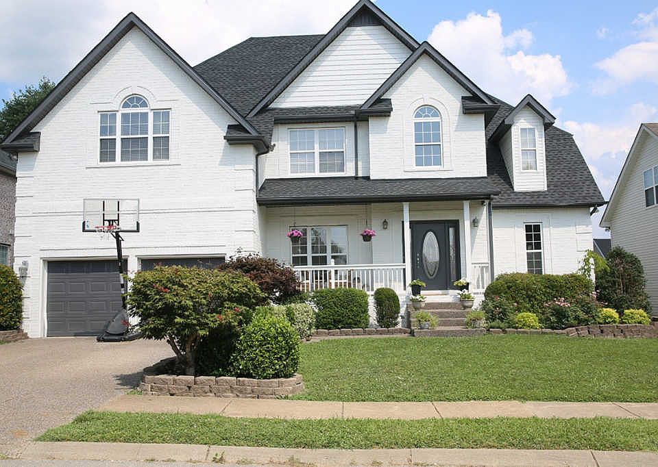 1st image of 2424 Adelaide Dr