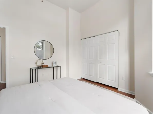 20 2nd Street image 23 of 35