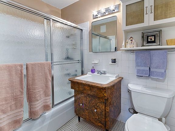 5th image of 80 Gold St APT 4C