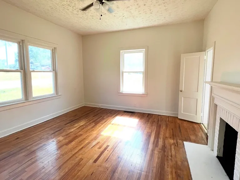 462 Spring St — Photo 7