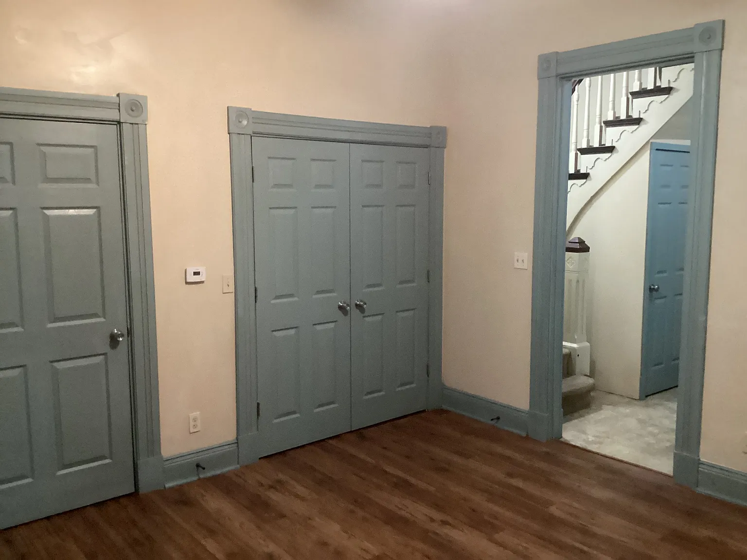 3 bed, 1.5 bath, $1,500 — Photo 4