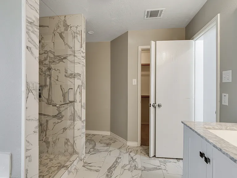 9905 Tyler Dr — Photo 8