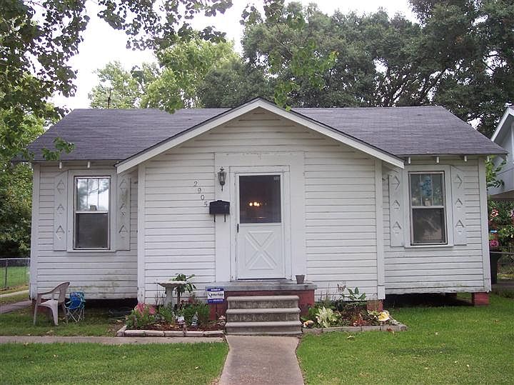 1st image of 2905 Louisiana Ave