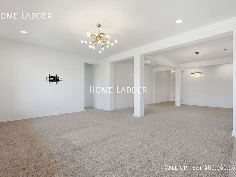10812 E Tesla Ave — Photo 12