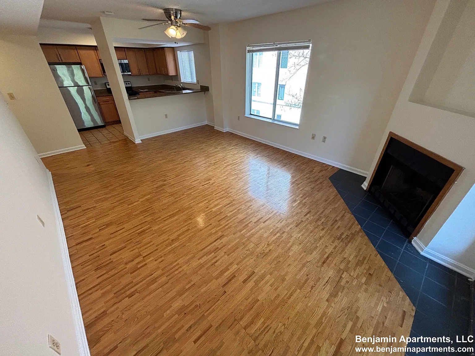 2 bed, $4,000 — Photo 2