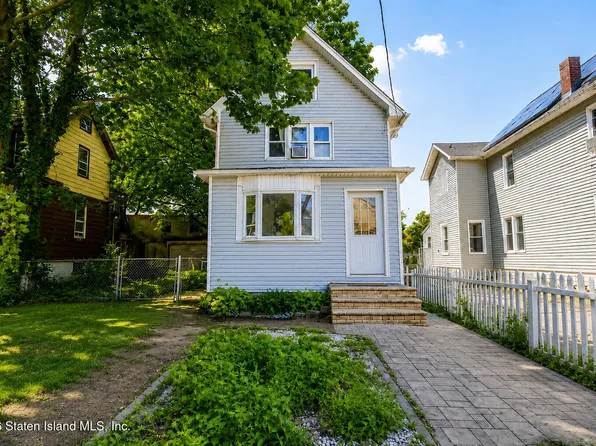 28 Lockman Ave, Staten Island, NY 10303