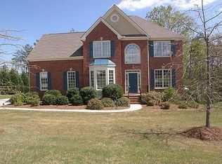 249 Brookcliff Dr, Sugar Hill, GA 30518