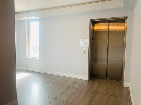 Rented by 18 REALTY | media 28