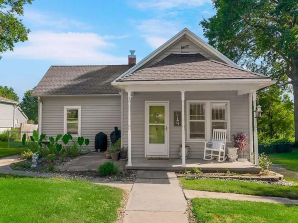 519 Reaser St, Leavenworth, KS 66048