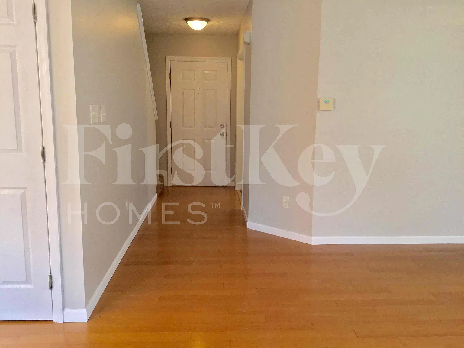 3 bed, 2.5 bath, 1632 sqft, $2,550 — Photo 2