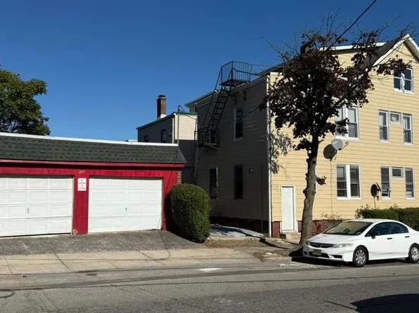 231 Myrtle Ave, Irvington, NJ 07111