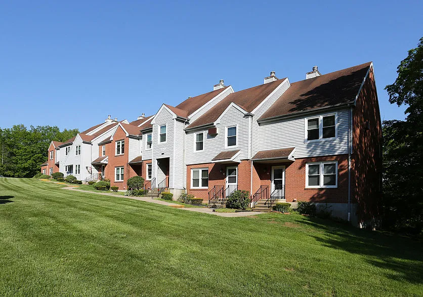Summitwood Village — Photo 3