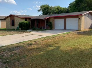 144 Cloverleaf Dr, Schertz, TX 78154