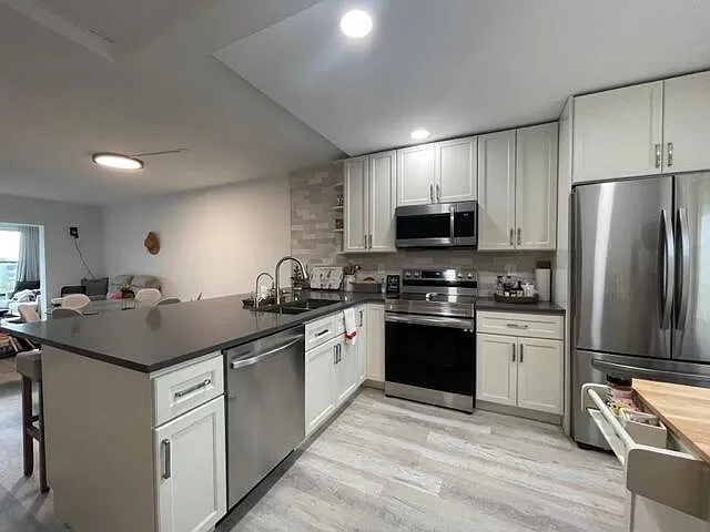 1020 Country Club Dr #406 — Photo 7